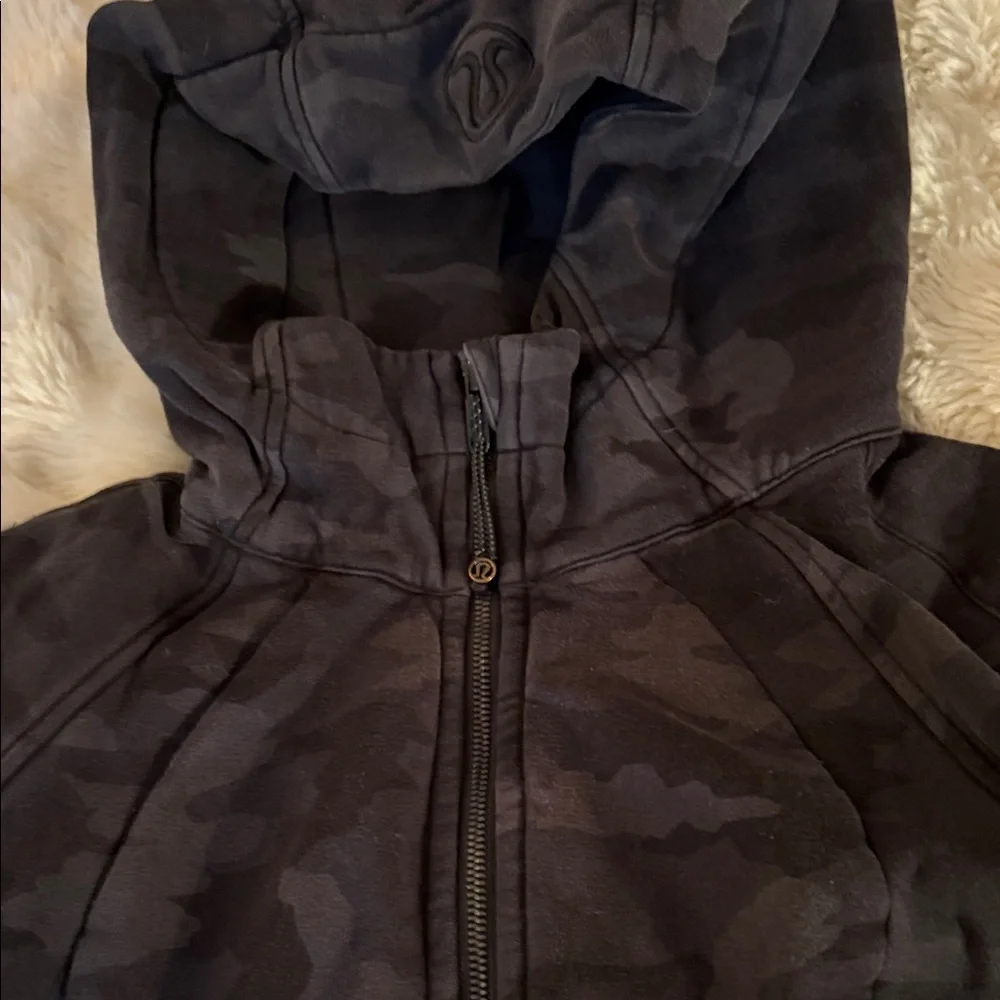lululemon athletica Black Camo Hoodie - Picture 3 of 5